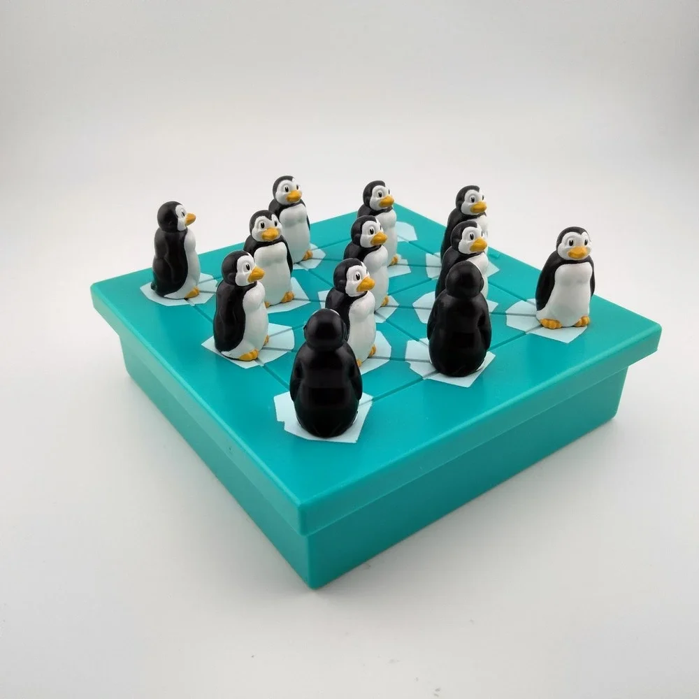 Cool Moves Puzzle Game COMPLETE Discovery Toys 2000 Jumping Penguins